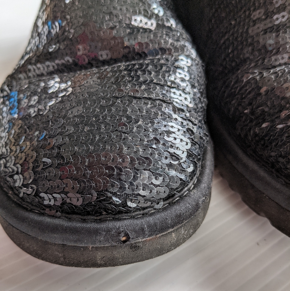 Ugg Classic Sequined Sequin Sparkle Black Flip Sh… - image 4
